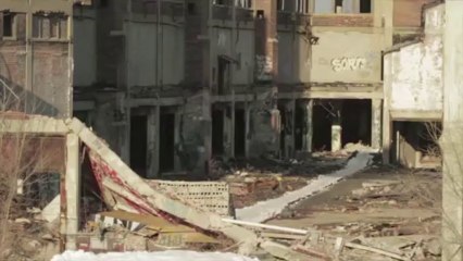 Building the sketchiest ski ramp - Tracing Skylines Movie Segment - 2013