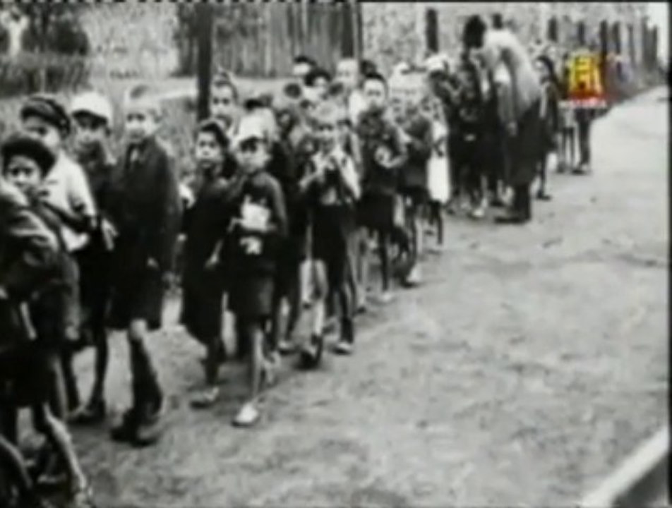 Holocausto (5): Deportacion de los judios (Los trenes de la miuerte)