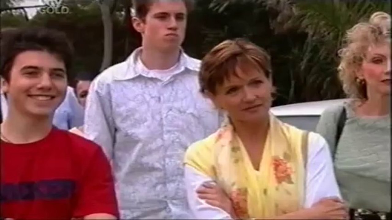 Neighbours Episode 4661