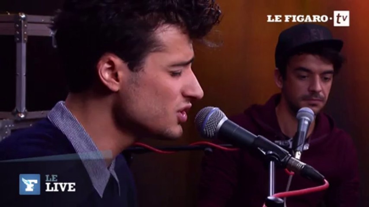 Les BB Brunes chantent "Aficionado" en live au Figaro