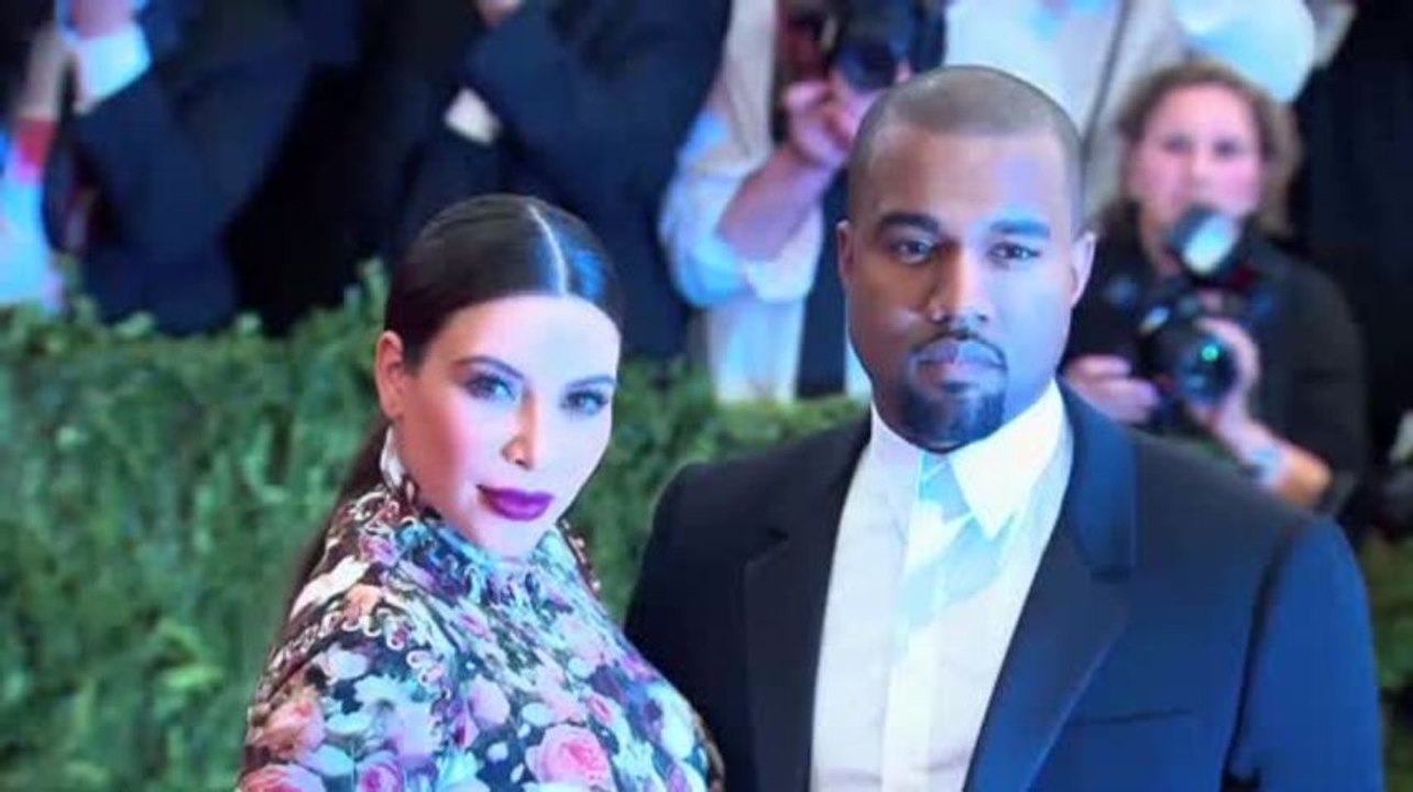 Kim Kardashian sagt, Kanye West sei der süßeste und romantischte Typ