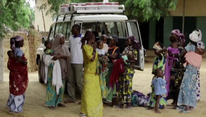 Mothers in the Niger are screening their children for malnutrition and disease
