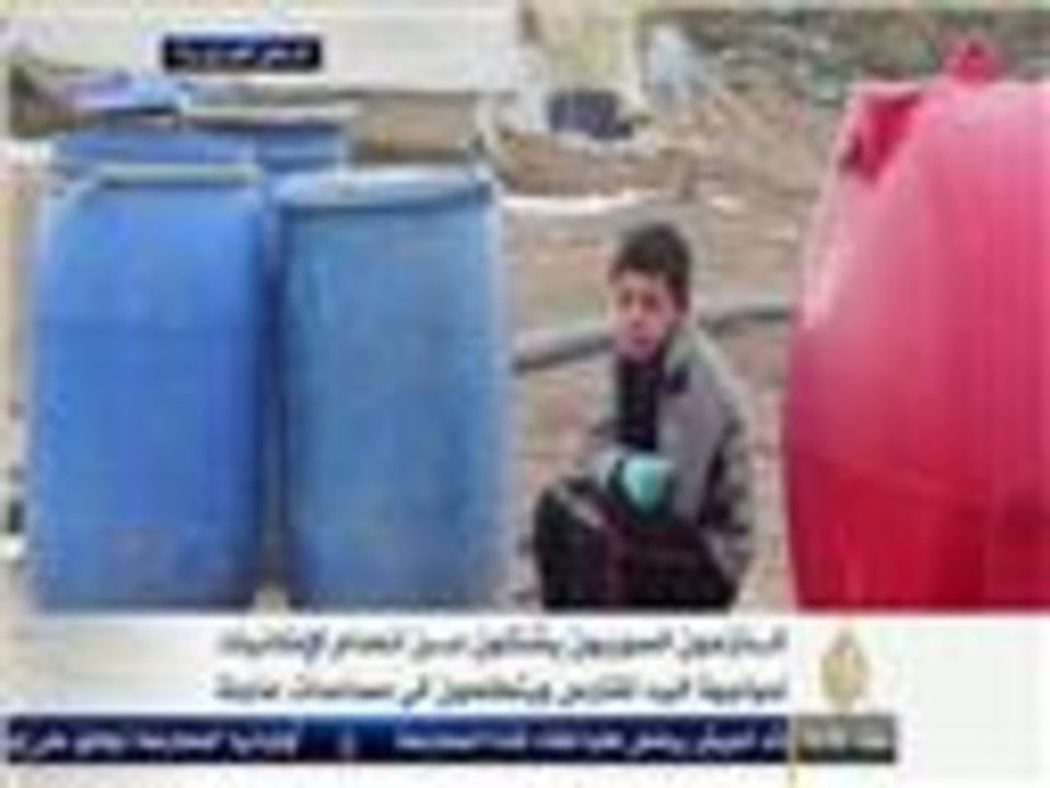 نازحون سوريون يعانون موجات البرد القارس