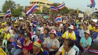 Bangkok (Thailande) 13:12:2013 Democracy Monument before Suthep meeting