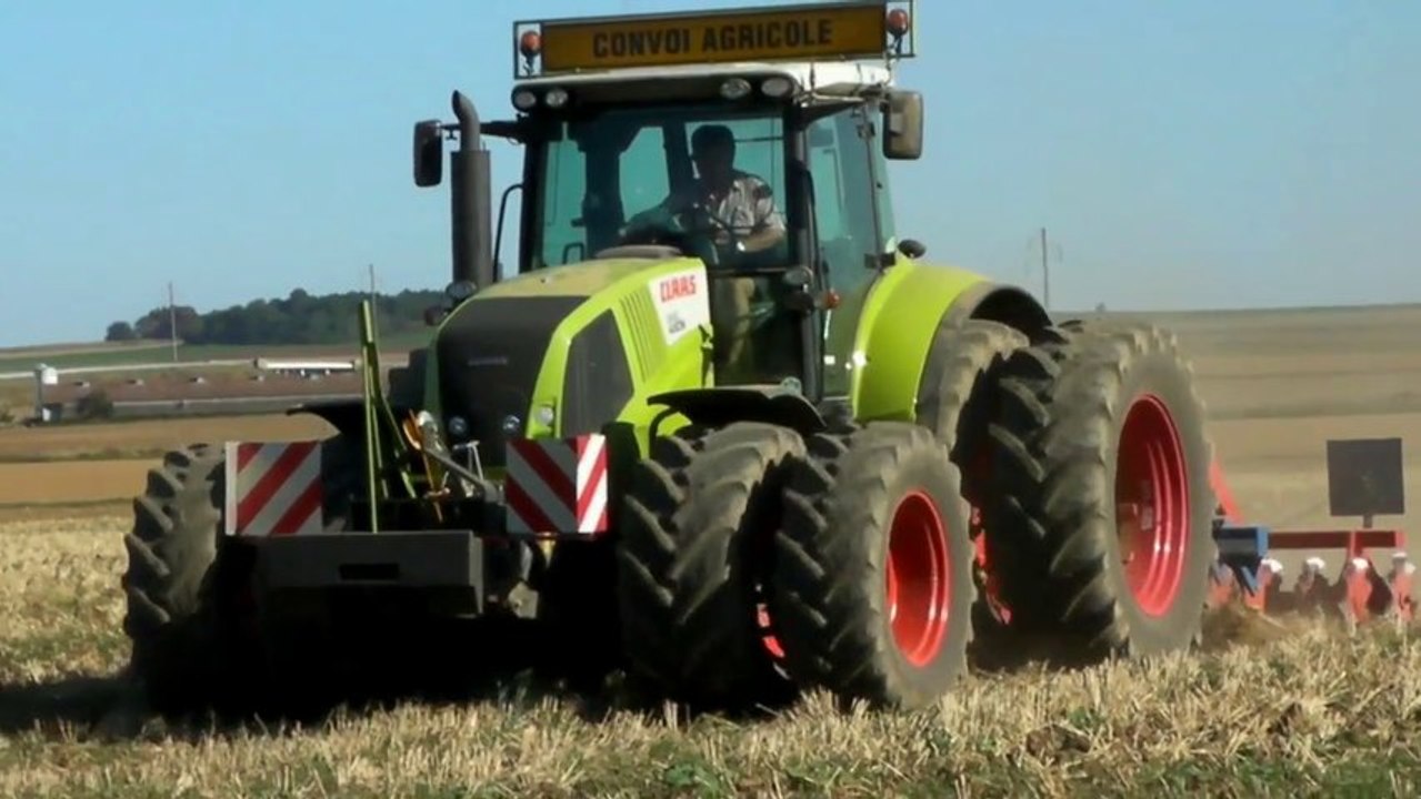décompactage du sol_ semis de moutarde et roulage _ Claas Axion 840 et Arion 640
