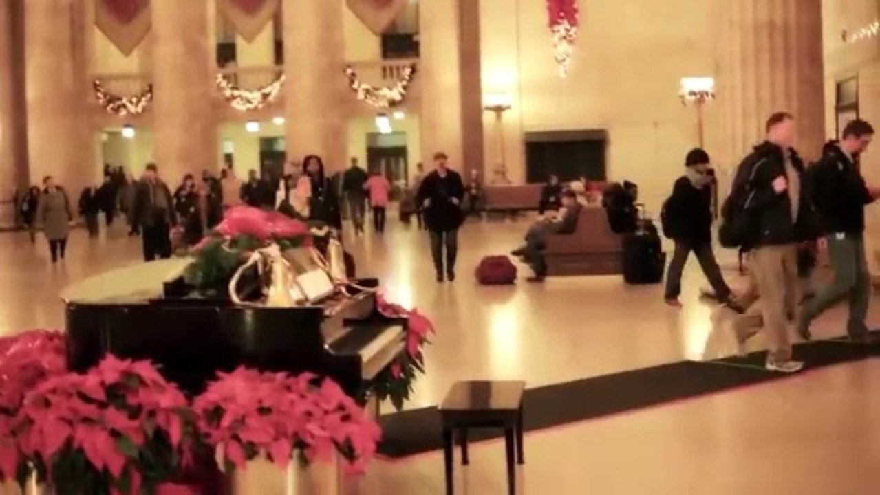 Chicago Magical Piano