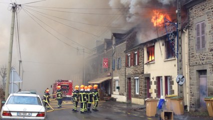 Violent incendie dans une maison