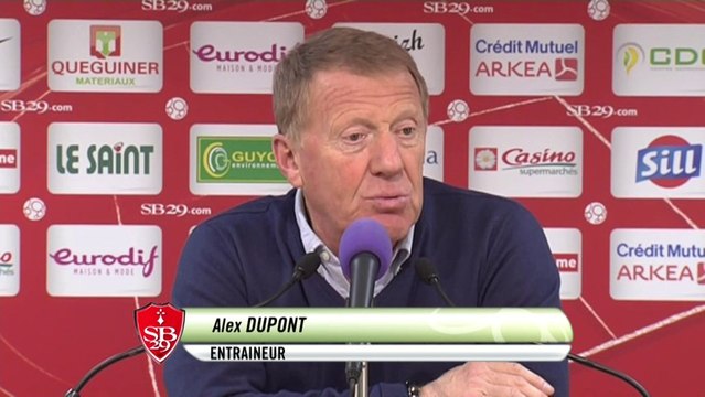 Conférence de presse Stade Brestois 29 - Nîmes Olympique (1-1) : Alex DUPONT (SB29) - Victor ZVUNKA (NIMES) - 2013/2014