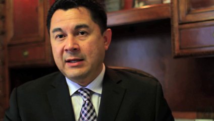 Does a qualified investor have restriction or expectatons while in the United States?