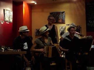 LES DIATONIK'S  de Châlons en Champagne .( La Bourrée du Zinzin )