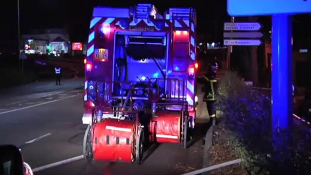 Feu de voitures près de la Place des Chartreux à Rouen