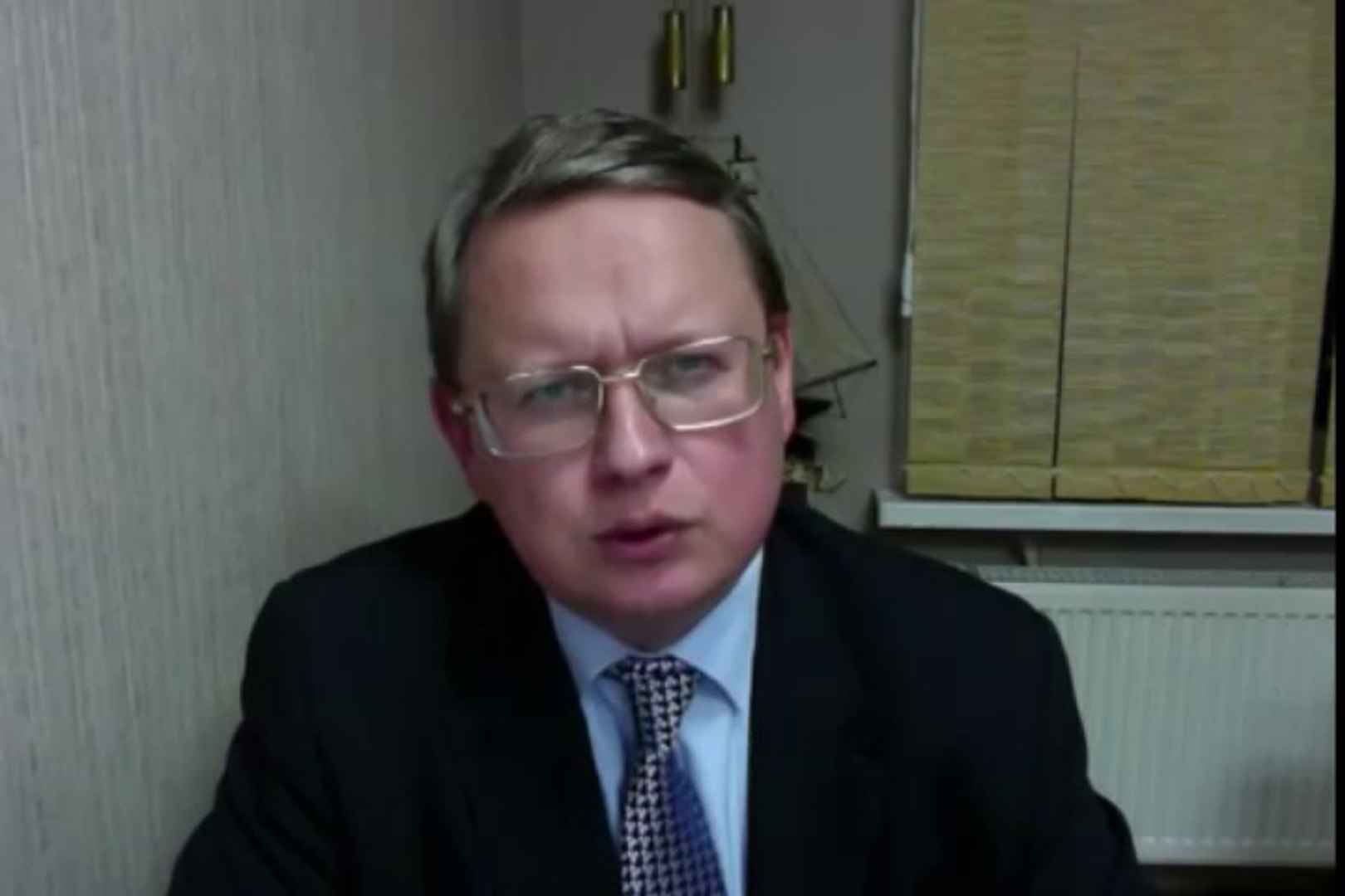 ⁣Почему правительство Медведева собирается устроить в декабре триллионный дефицит бюджета. Михаил Дел