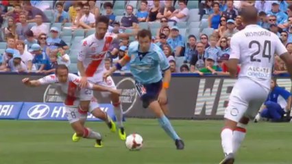 Del Piero puts Sydney back on track