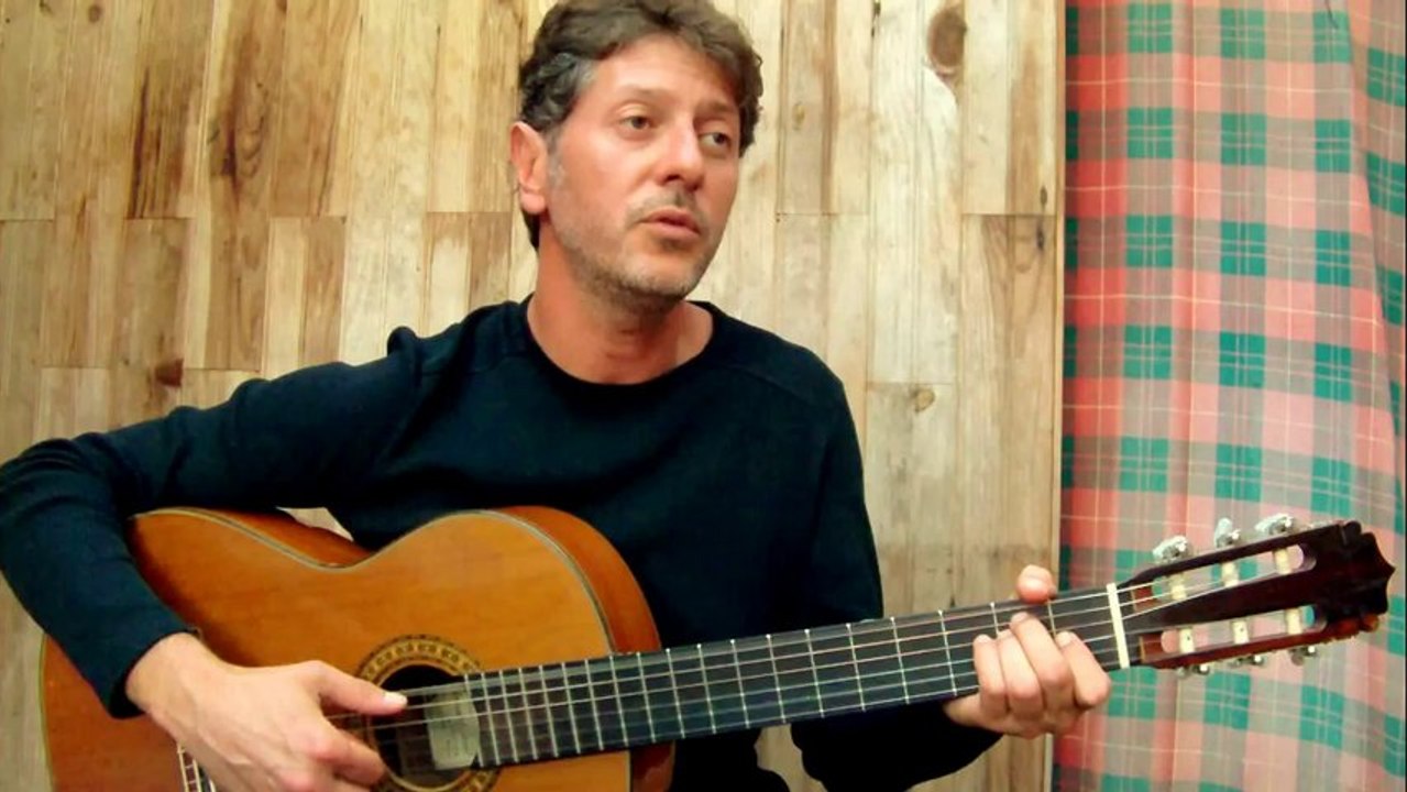 Le parapluie - Georges BRASSENS reprise (guitar & vocal cover)