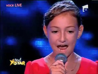 Une Roumaine de 12 ans chante Je suis malade