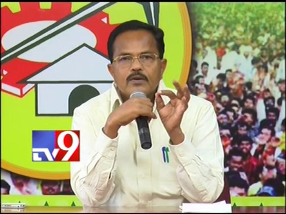 Motkupalli slams KCR