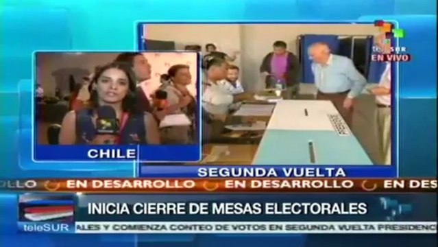 Inicia cierre de mesas electorales en Chile