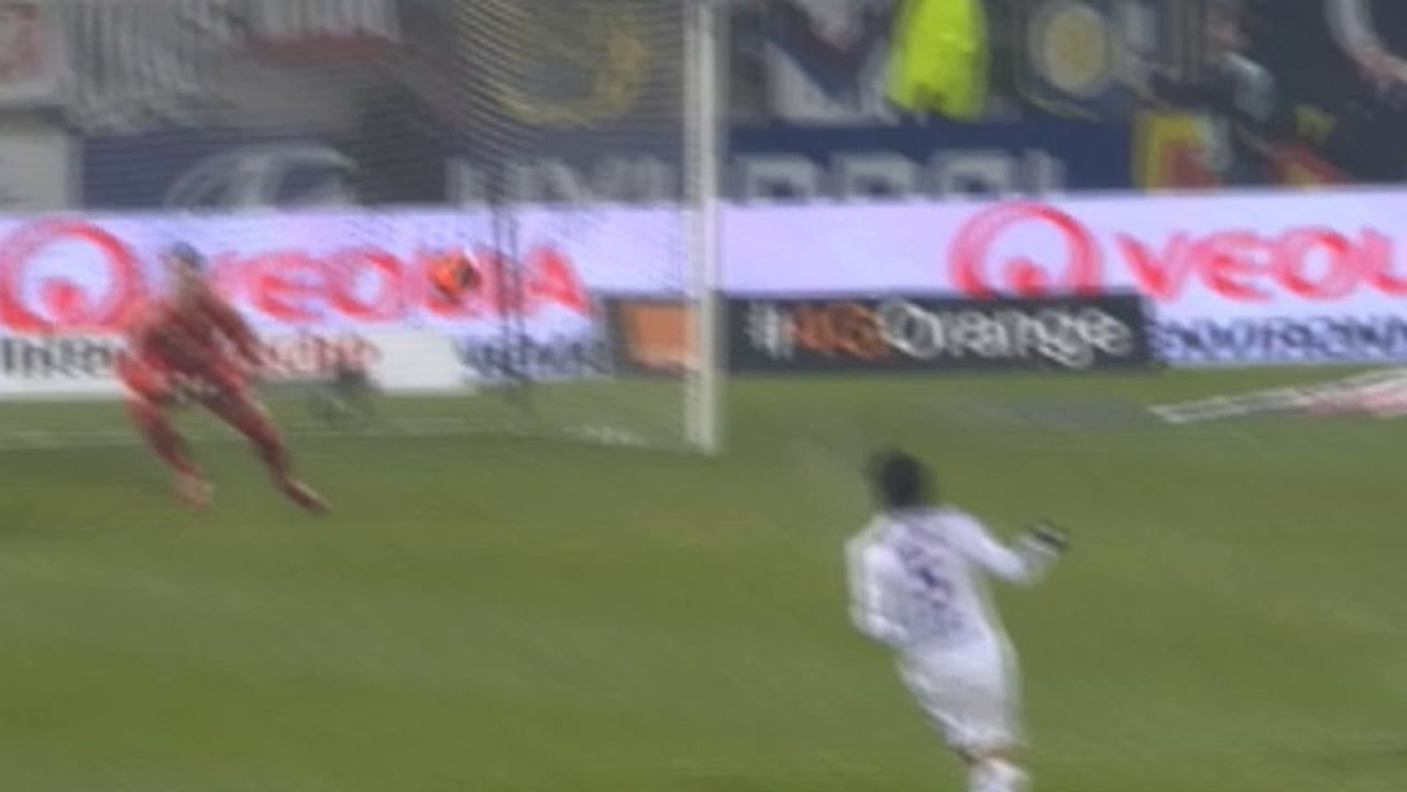 But André-Pierre GIGNAC (45ème +1) - Olympique Lyonnais - Olympique de Marseille - (2-2) - 15/12/13 (OL - OM)