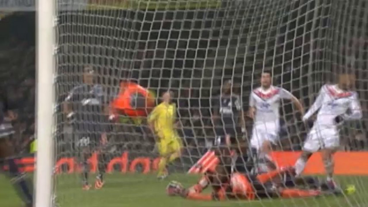 But Alexandre LACAZETTE (17ème) - Olympique Lyonnais - Olympique de Marseille - (2-2) - 15/12/13 (OL - OM)