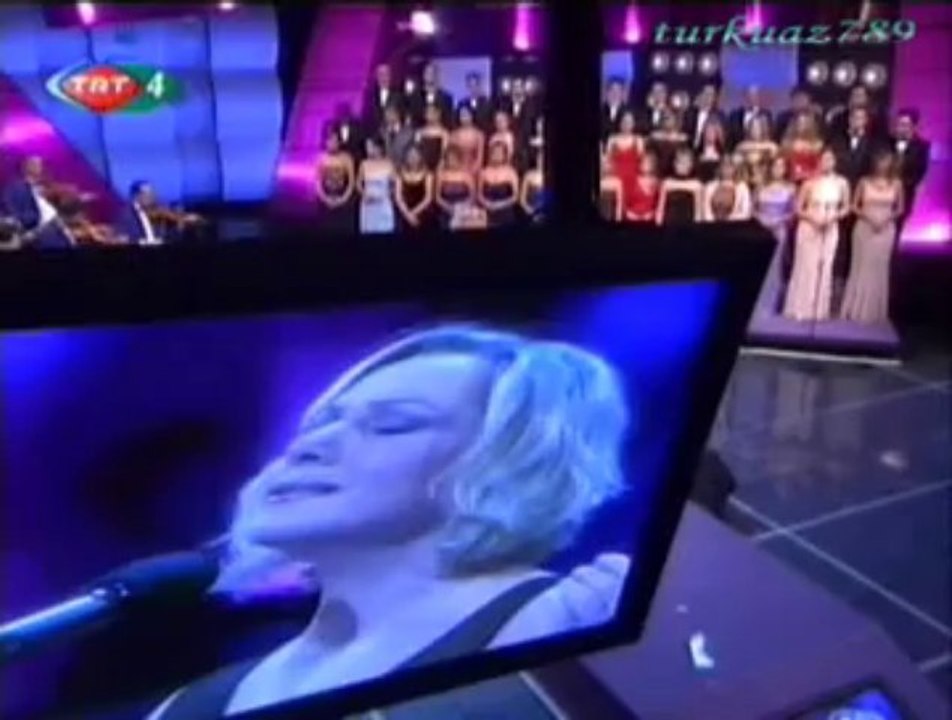 Ayfer ER-Deli Gönül Gezer Gezer Gelirsin