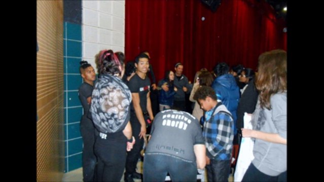 Villebon sur Yvette show Unclassified le 15 decembre 2013