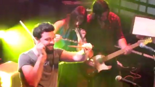 Mr Highway Band - You are my sunshine (Jimmie Davis) & Folsom prison blues (Johnny Cash) (14 Δεκεμβρίου 2013, Ρόδος, Colorado)