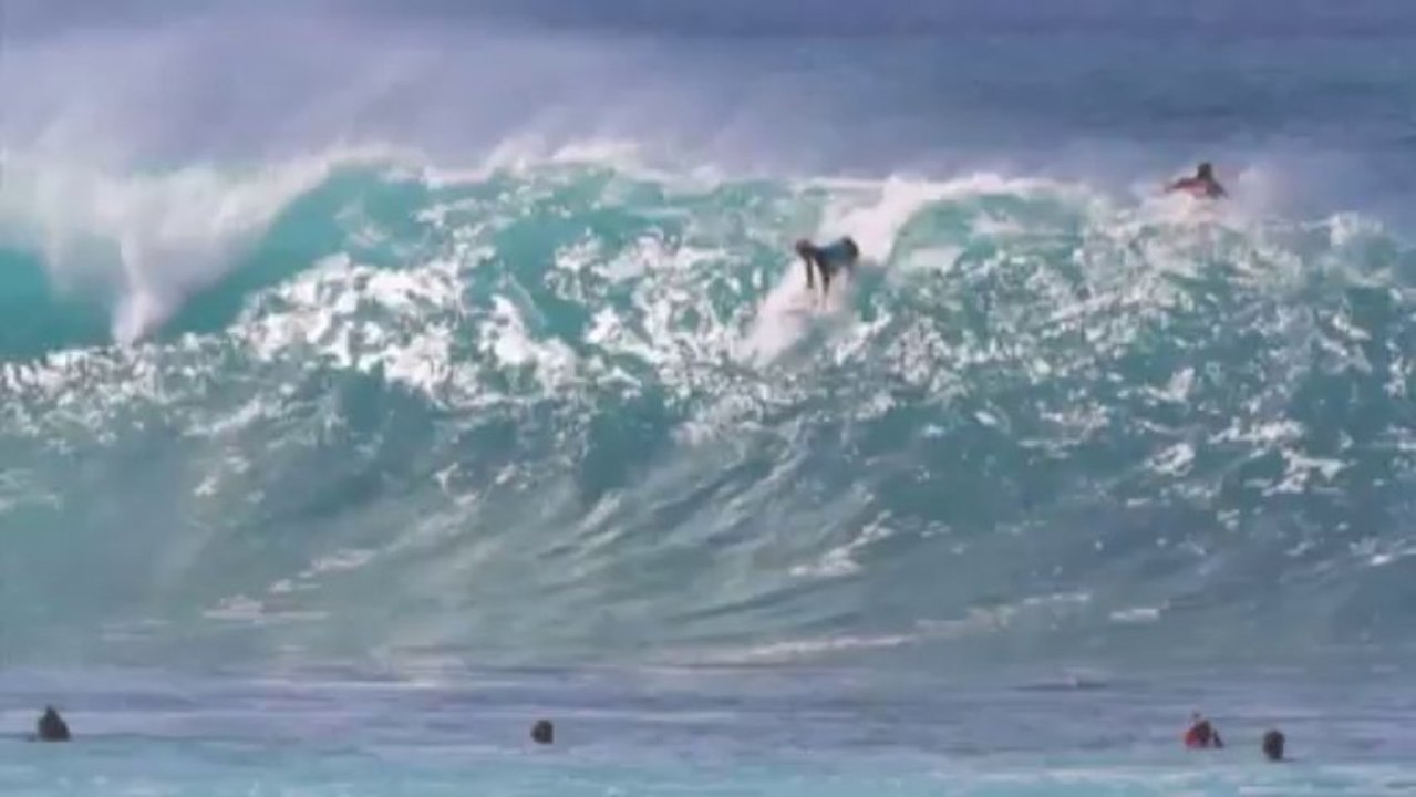 Surf - Slater and Fanning celebran en Hawaii