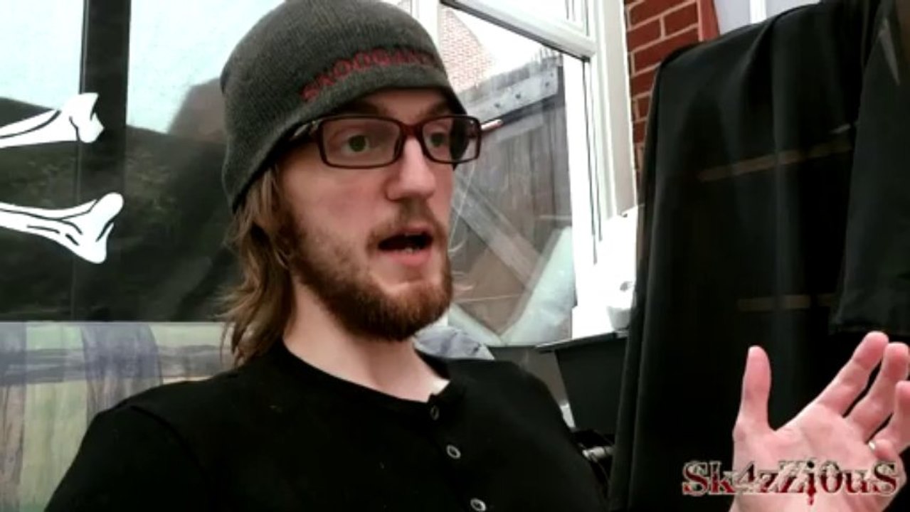 Colour Correcting a Podcast liberation - Vlog Day 135 22/12/2011