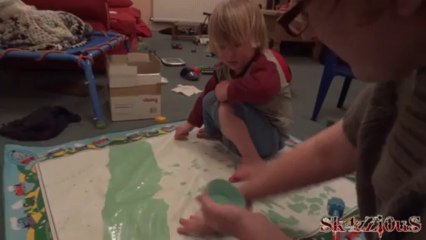 A wet consulting detective stuck in a box - Vlog Day 150 05/01/2012