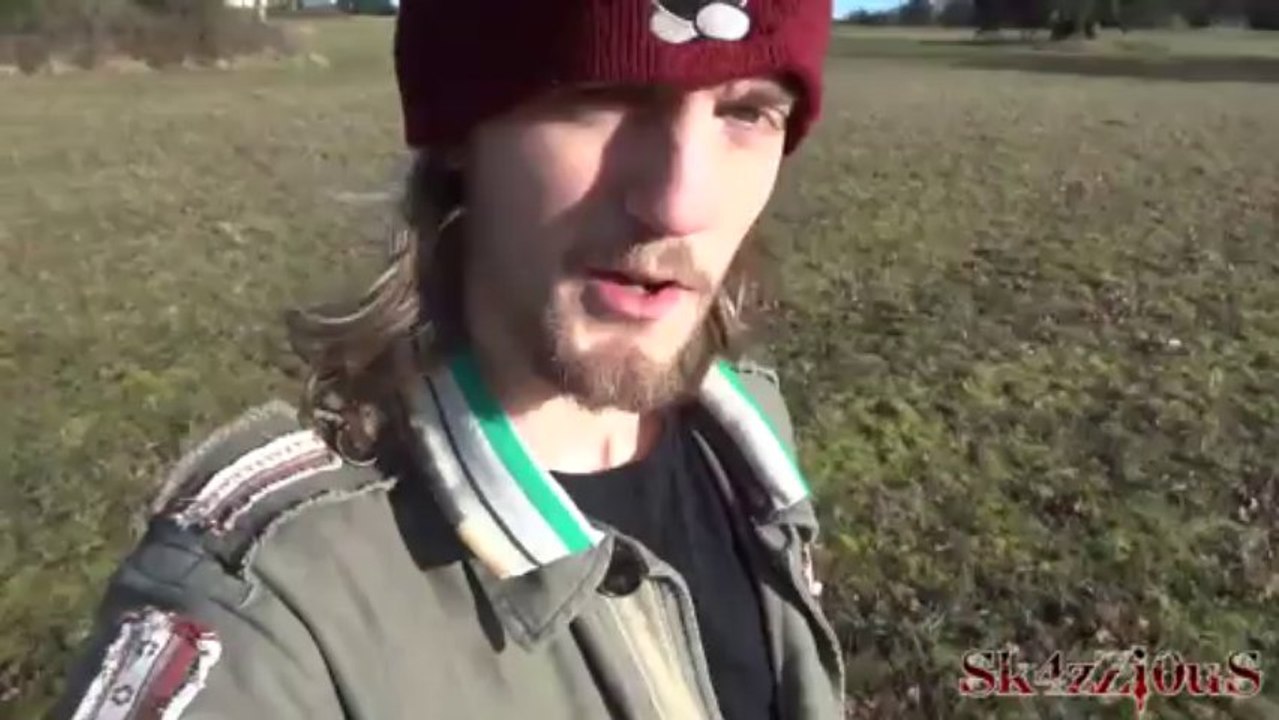 Nerfed bandwidth, pathetic attempts at photography and stuffs - Vlog Day 152 07/01/2012