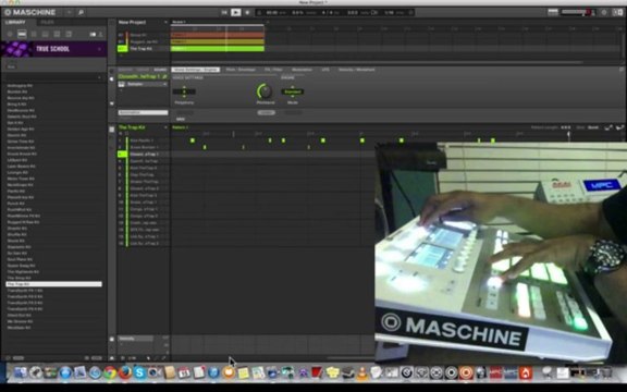 NATIVE INSTRUMENTS MASCHINE STUDIO AKAI MAX49 & GEORGE DUKE SOUL TREASURES