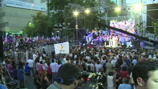 Chili: Michelle Bachelet remporte largement la présidentielle