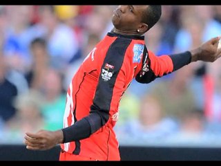 Shillingford Suspended for illegal bowling action