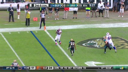 QB Manuel to RB Summers, 1-yd, pass, TD