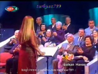 Ayşe ASLANCA-Pınar Baştan Bulanır (Rinna Yârim)