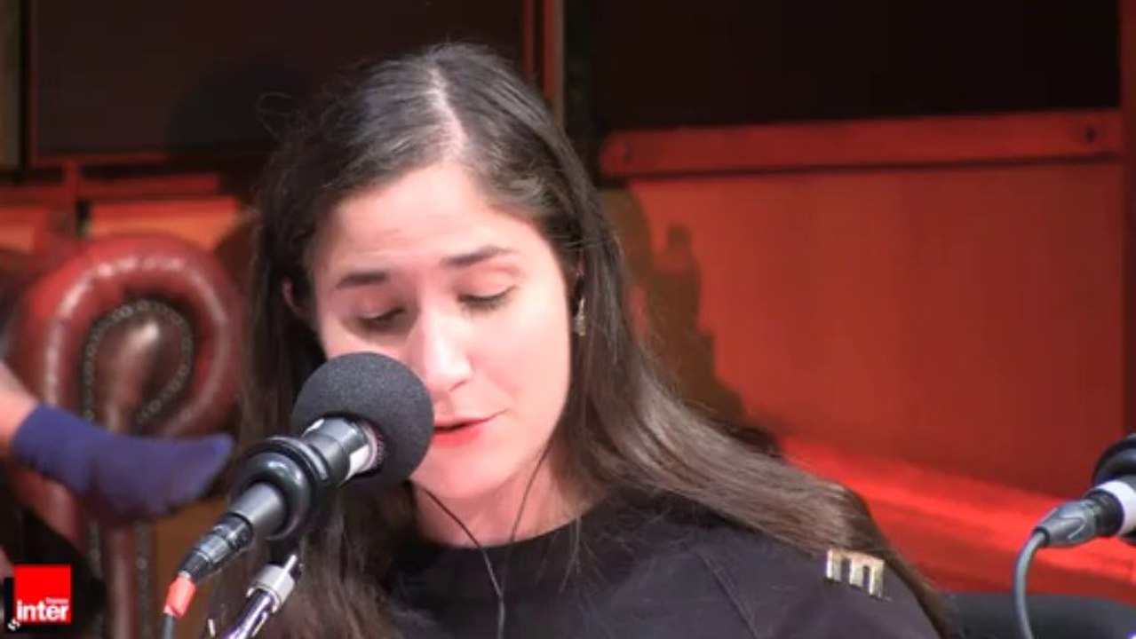 Josephine Draï : "Brèves de trottoir."