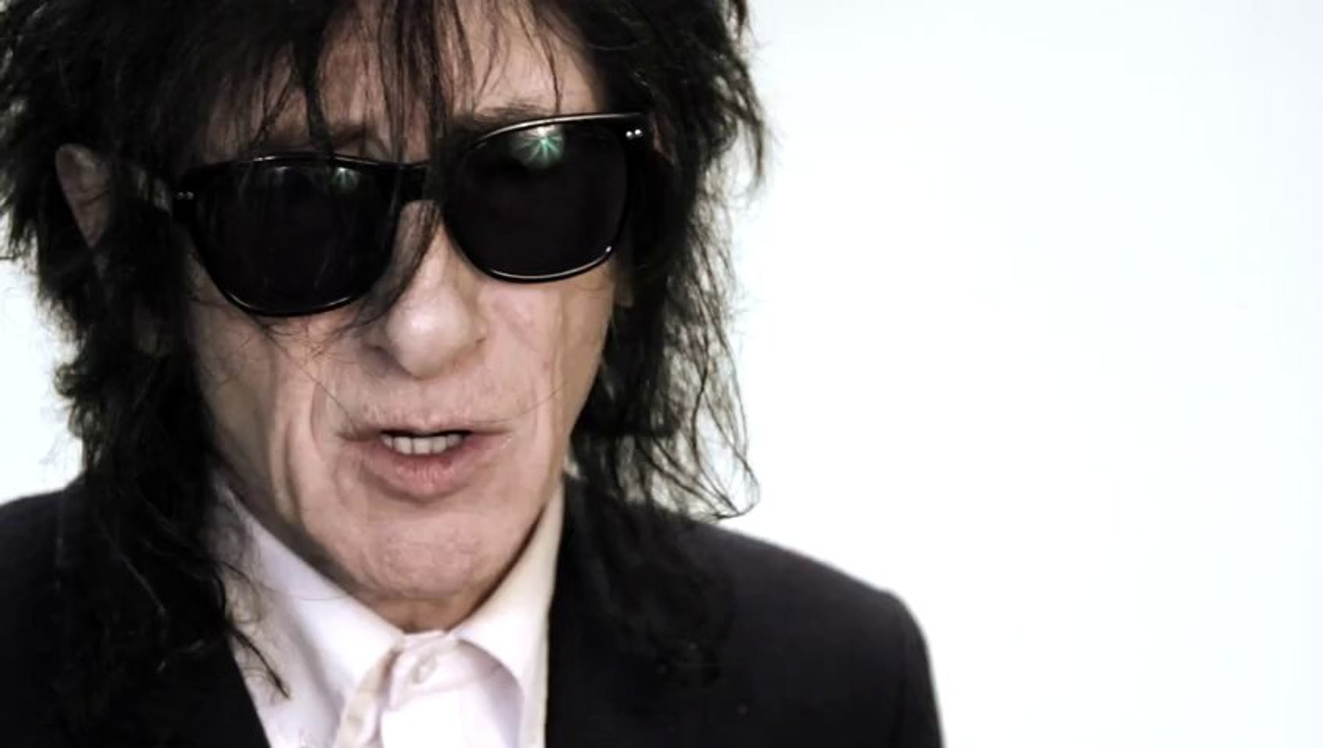 Dr John Cooper Clarke On Arctic Monkeys And I Wanna Be Yours Video Dailymotion