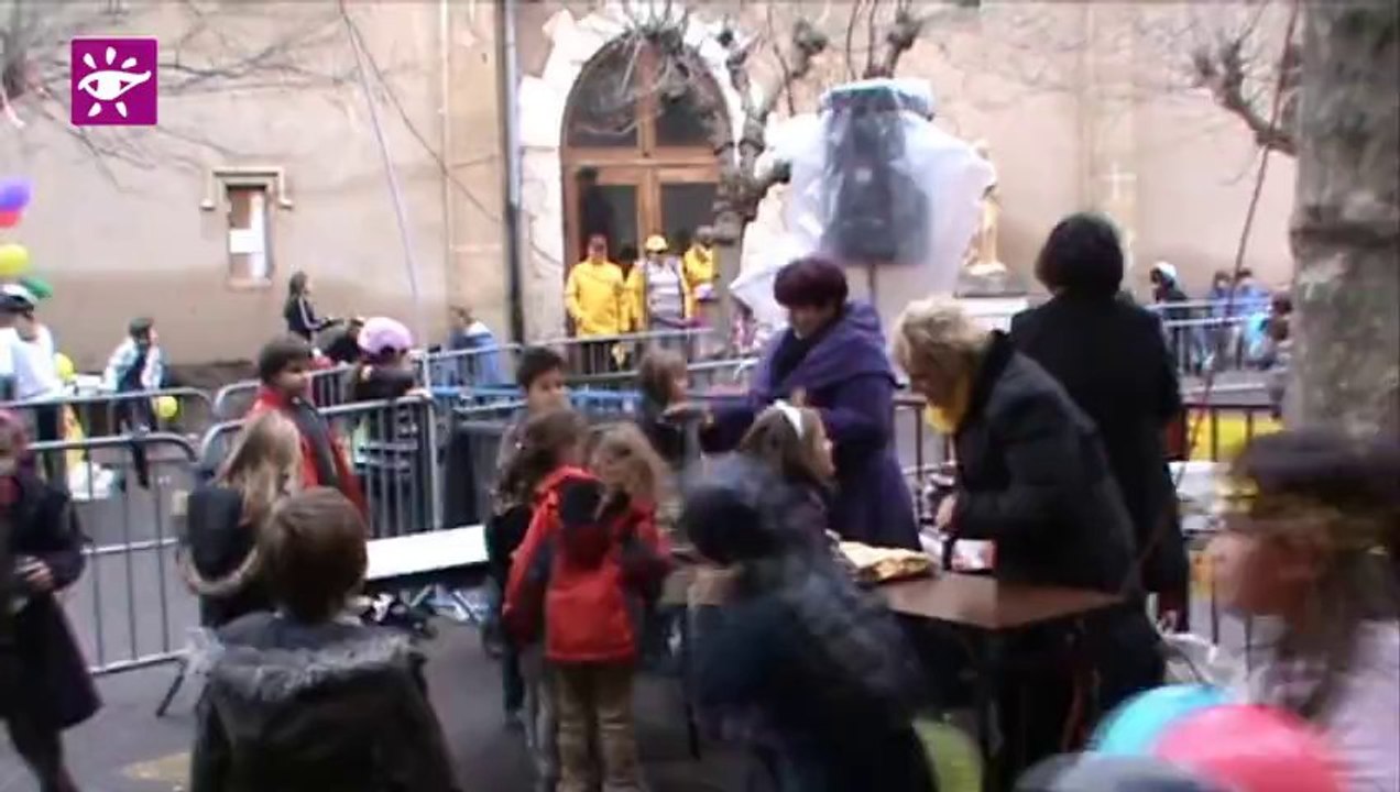 TELETHON BEZIERS 34 - COLLEGE FENELON au profit du Téléthon 2012 Parrain Teheiura TEAHUI Finaliste de Koh Lanta