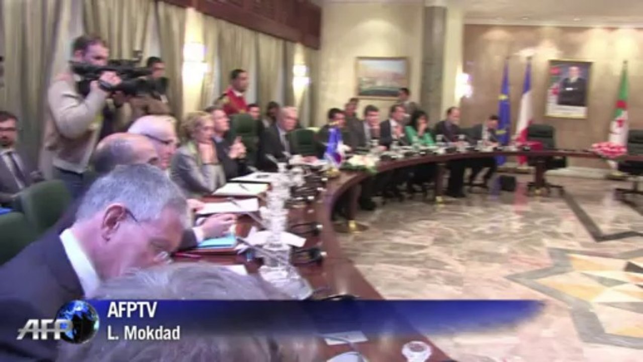 Le Premier ministre algérien: Bouteflika "va très bien"