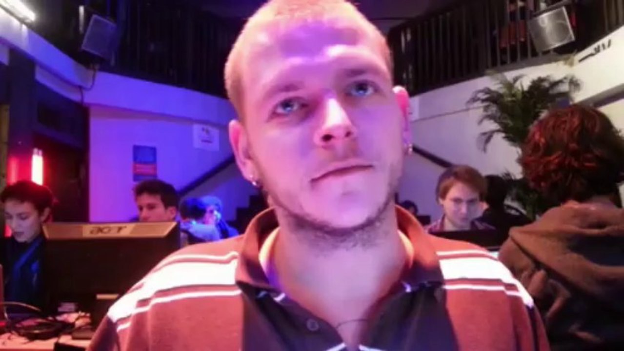 Surveillance ou vie privée... ? Soutenons La Quadrature du Net !