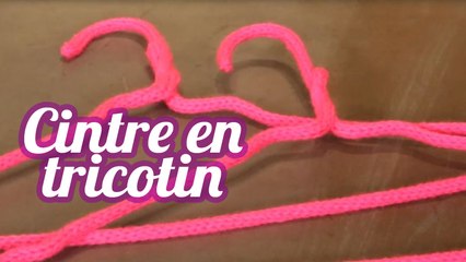 Customiser ses cintres avec un tricotin