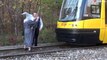 Gandalf  VS Train : You Shall not Pass