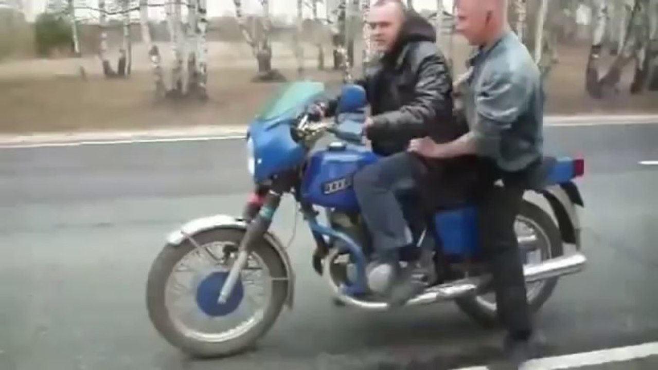 Ruscy na motorze