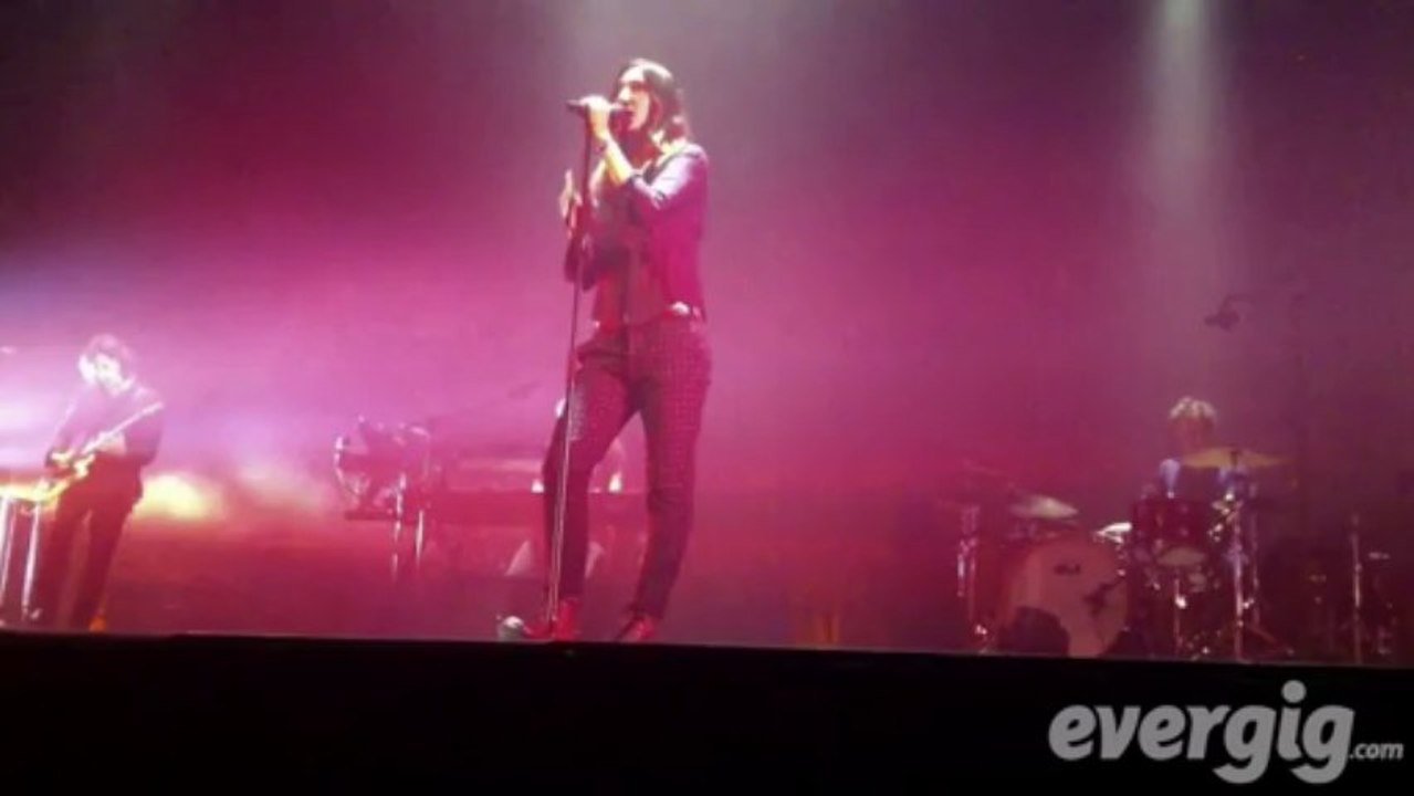 Zazie "Temps plus vieux" - Zénith de Dijon - Concert Evergig Live - Son HD