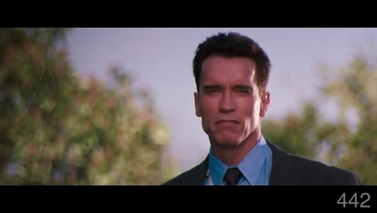 Compil des gens tués par Arnold Schwarzenegger dans sa carrière... EXCELLENT !!