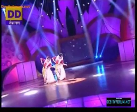 Bharat Ki Shaan (Rum-Jhum) 17th December 2013 Video Watch Online pt2