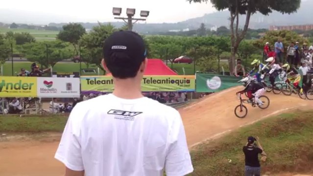 Elite Damas Final Dia 1 Campeonato Internacional de las Luces 2013 Mariana Pajon, Dome Azuero, Magalie Pottier, Manuela Mazo, Andrea Escobar