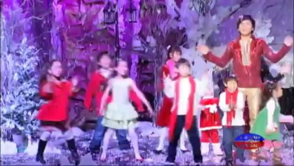 Kevin Khoa Santa Claus Coming To Town