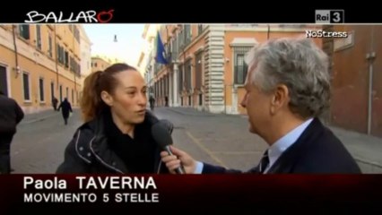 Paola Taverna: "La proposta di Renzi è una truffa"