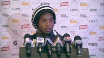 Ronaldinho Gaúcho responde a provocação do jogador do Roja Casablanca